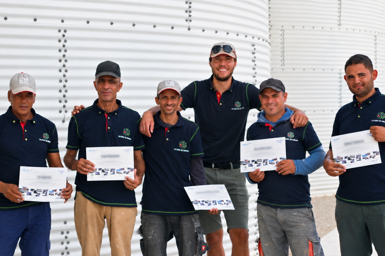 Agro Care Tunisia schult eigenes Team für die Wartung von Wasserspeichern