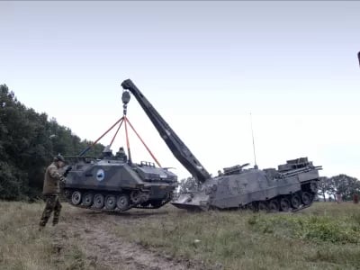 Royal Dutch Navy, Ultimaker and Covestro lift 12-Tonne Tank with 3D-Printed Part’ | NPM Capital