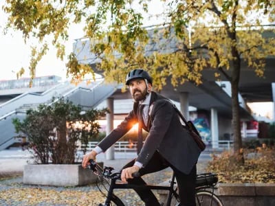 Zakelijk fietslease platform Hellorider kiest voor partnership met multi-mobiliteitsaanbieder Radiuz | NPM Capital