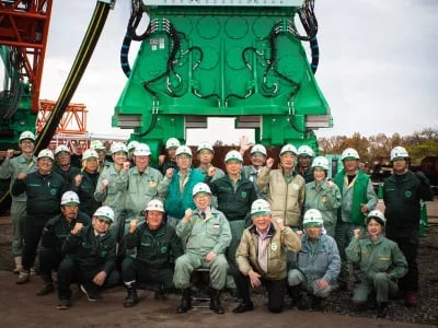 Largest VM vibratory hammer in the world by Dieseko finds success in Japan | NPM Capital