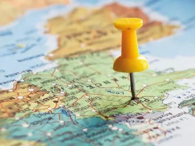 Do’s and don’ts when doing business abroad: “You conquer the world step by step” | NPM Capital
